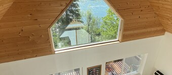 Kenai Riverfront Chalet Centrally Located On The Kenai Peninsula