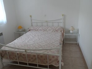 3 habitaciones, tabla de planchar con plancha y wifi gratis 