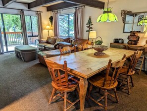 TV, fireplace, DVD player