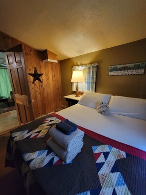 2 bedrooms, WiFi, bed sheets