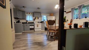 Microwave, coffee/tea maker, cookware/dishes/utensils