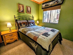 2 bedrooms, Internet, bed sheets