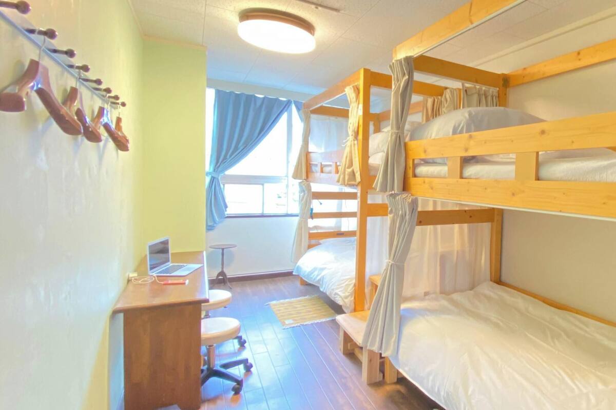 Down comforters, in-room safe, laptop workspace, blackout drapes