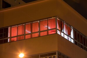 Unclassified image, 2 of 47, button