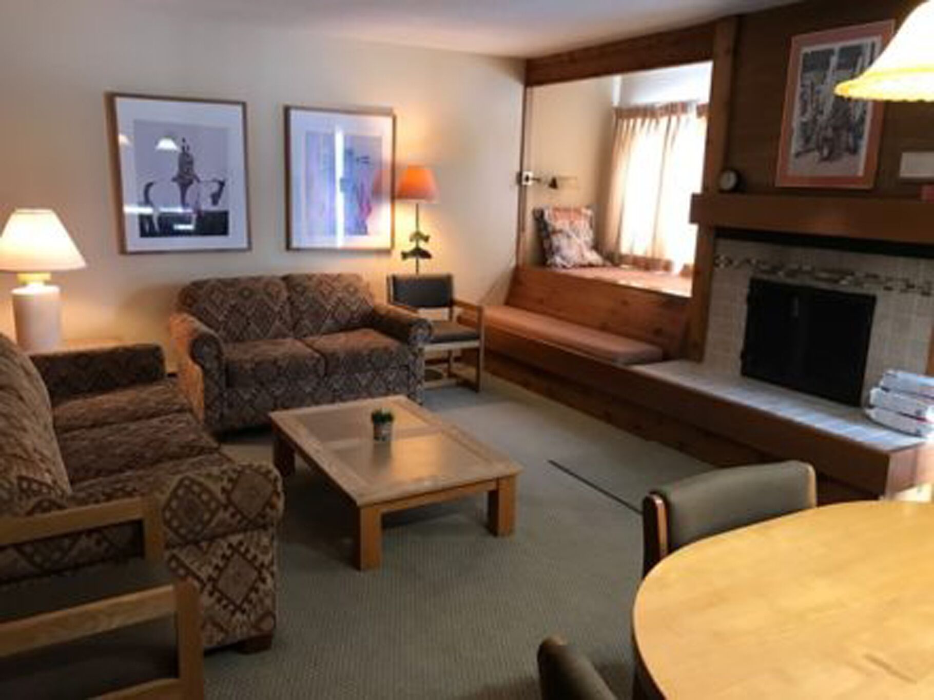 Beautiful Condo - 1 bedroom + Loft