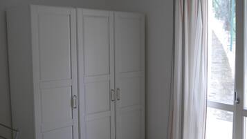 2 makuuhuonetta, ilmainen Wi-Fi, vuodevaatteet