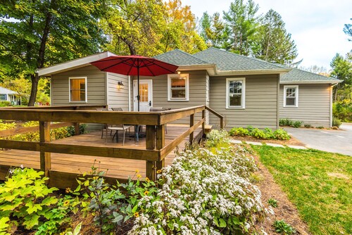 Tucked Away in the Hudson Valley - Lake Access & Wooded Retreat - Sleeps 6