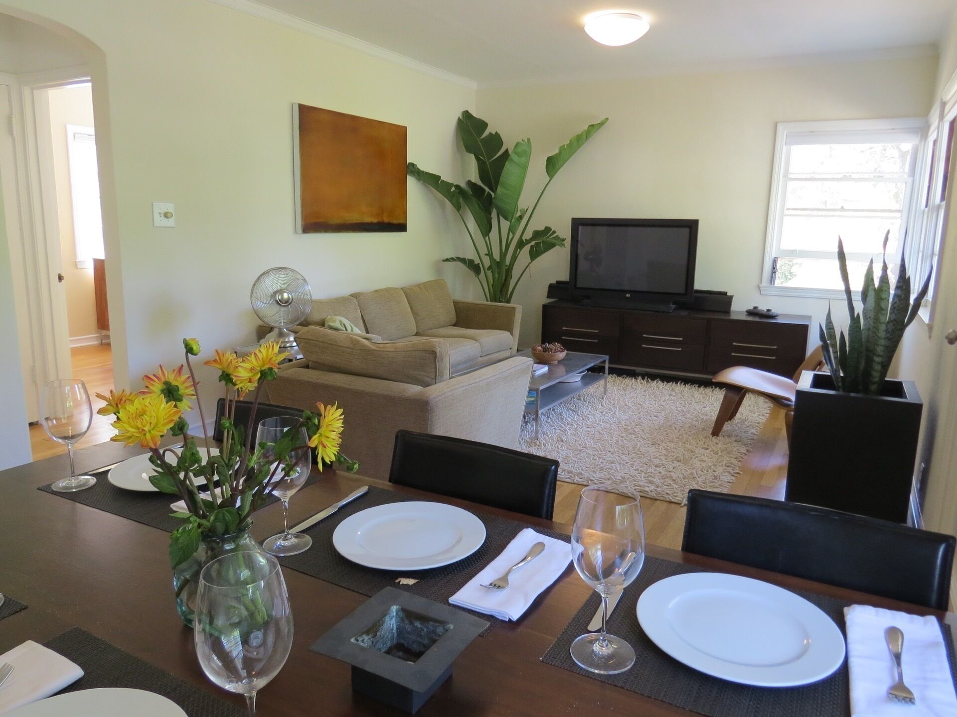 Charming 1940´s Wine Country Cottage With Porches, Flagstone Patio & Hot Tub