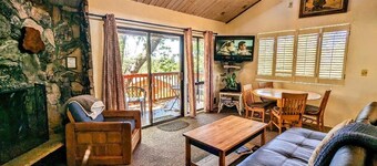 Escape to a Cozy Chalet at Snow Summit’s Base