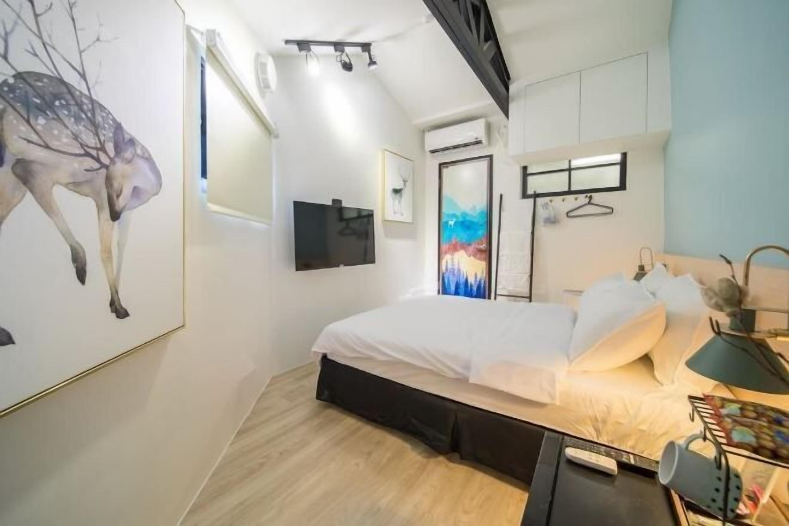 Individually furnished, blackout drapes, free WiFi, bed sheets