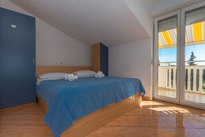 Safe på rommet, wi-fi og sengetøy