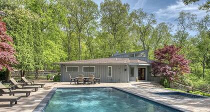 Beautiful Hampton Retreat- Sag Harbor Tennis and Pool on 2 private acres