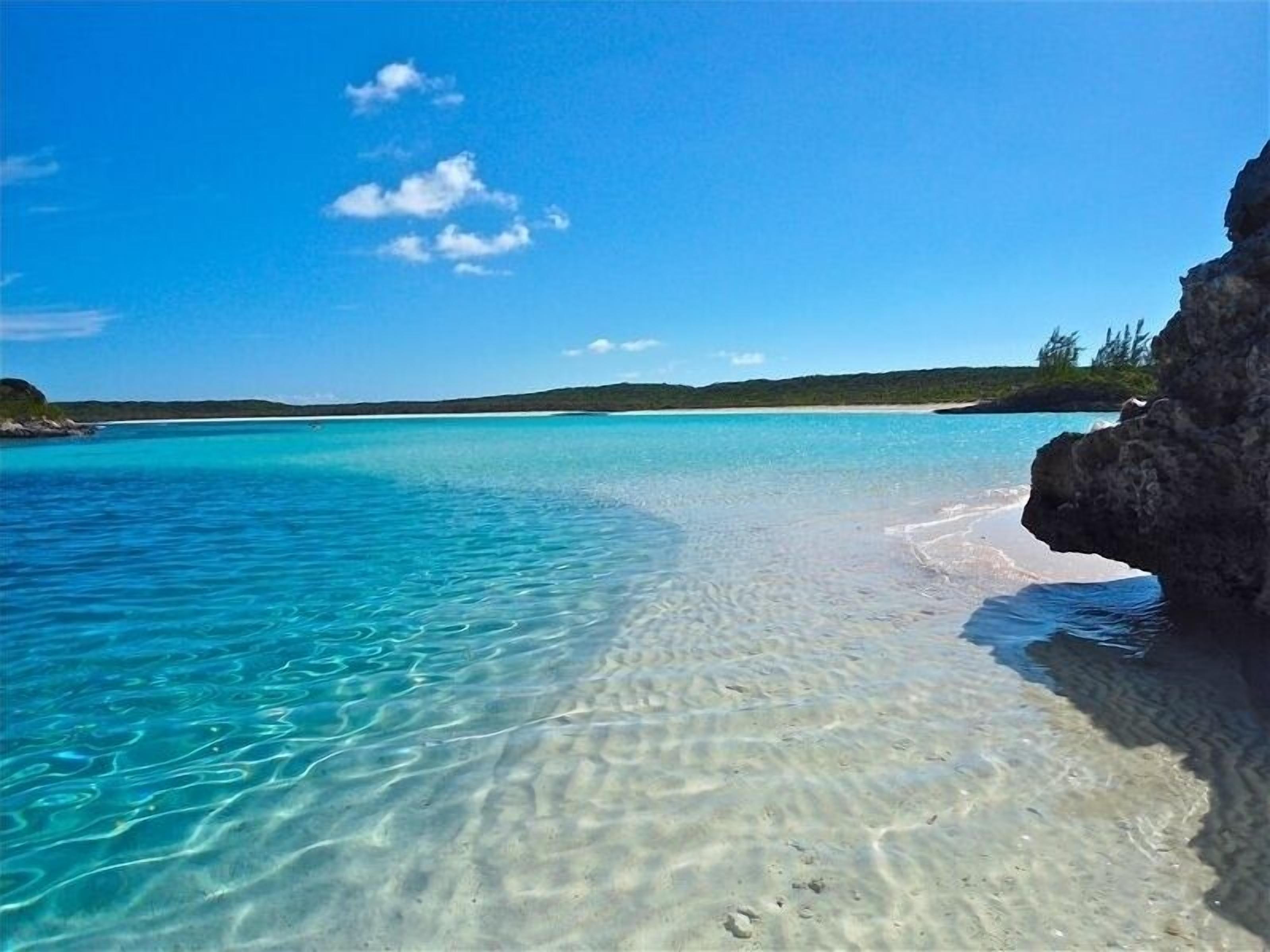 World Famous Deans Blue Hole!
