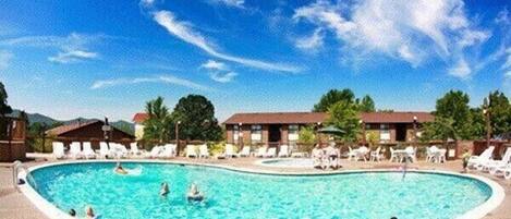 Indoor pool, outdoor pool