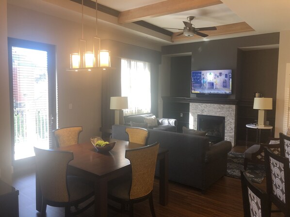 Interior - Wyndham 1Bedroom Presidential Suite 2105 Frostwood Blvd Park City Utah (Park City)