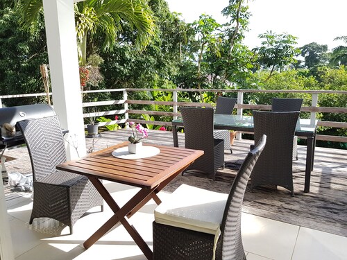 Deluxe room with balcony in beautiful Art Deco property