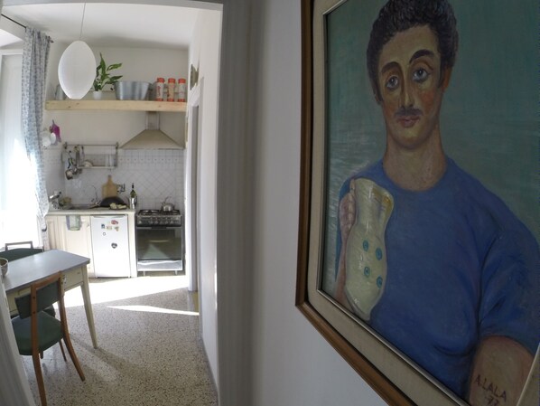 Fridge, oven, stovetop, coffee/tea maker - Charming Studio Terrace Vatican Museums (Roma)
