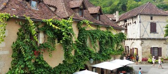 Holiday home with swimming pool for 4-5 people in a quiet location