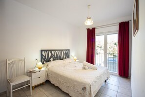 3 chambres, fer et planche à repasser, accès Internet