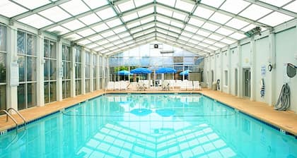 2BR Family Friendly Suite | Minutes from Busch Gardens & Colonial Williamsburg