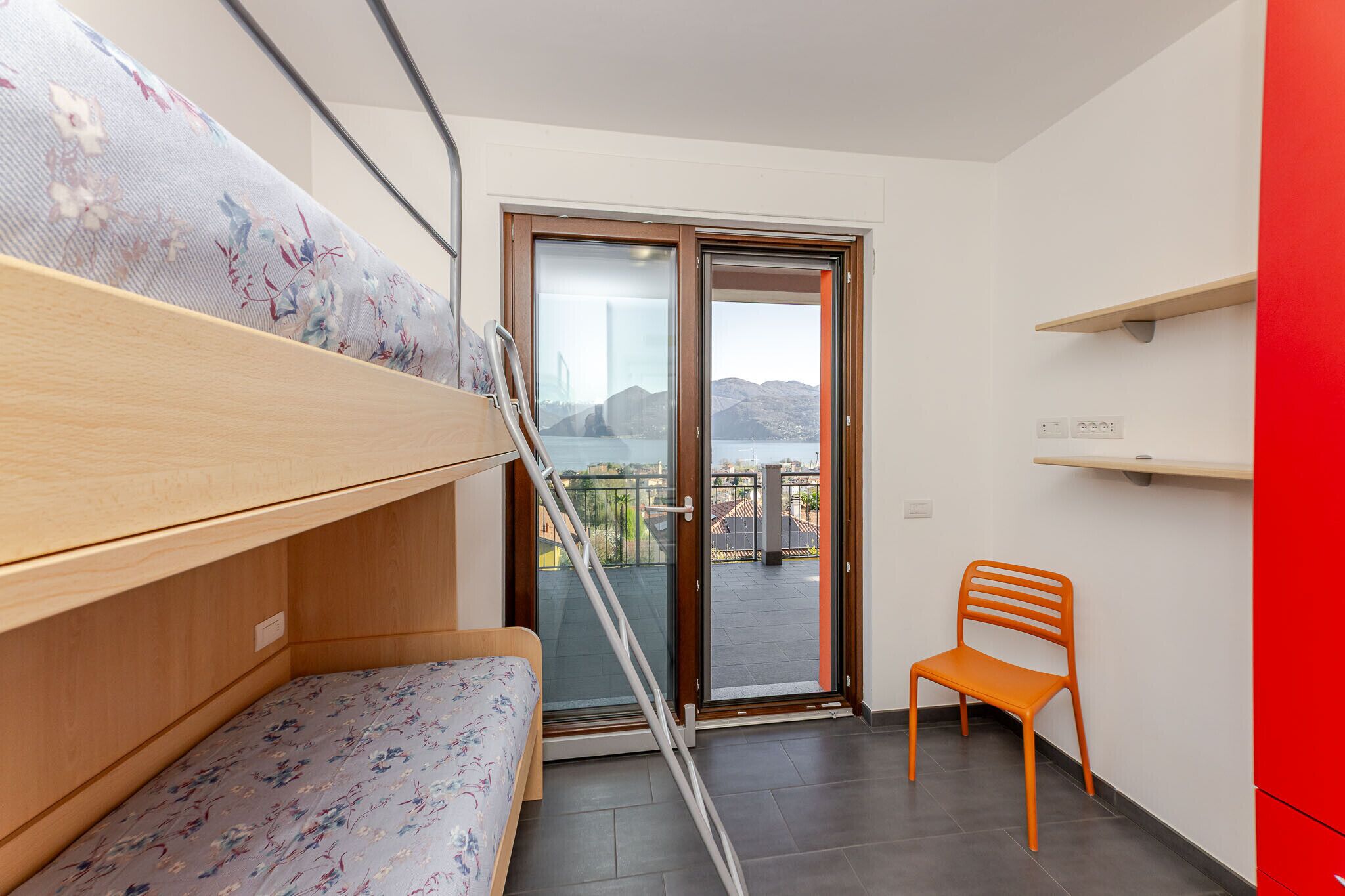 3 camere, insonorizzazione, ferro/asse da stiro, Wi-Fi gratuito