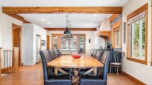 Unclassified image, 3 of 48, button - Upscale Ski In/Out Duplex on The Ridge with Garage, Private Hot Tub, laundry (Silver Star Mountain)