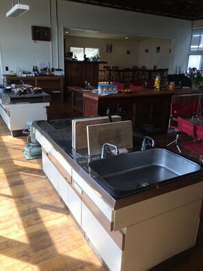 Design Room | Shared kitchen
