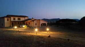 Exterior - Spacious Villa with pool and view of Asinara Gulf, 11 minutes from the beach (Li Reni)