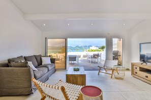 Smart TV - SXM Luxury Beachfront Condo On The Beach sea view Tropical Garden Pools Tennis (Saint-Martin)