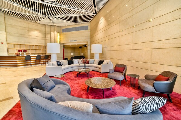 Sala de estar en el lobby