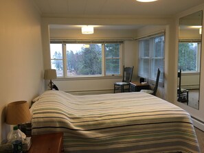 3 chambres, accès au Wi-Fi (inclus), literie fournie