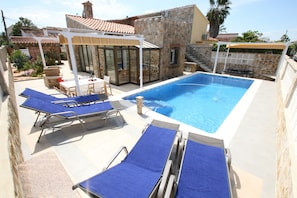 Outdoor pool - Finca Sonnenschein, high quality natural stone villa by the sea (Els Poblets Alicante)