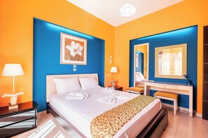 5 bedrooms, iron/ironing board, free WiFi, bed sheets