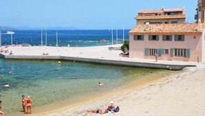 Beach - Hameau des Claudins # 2 Préconil with heated swimming pool near Saint-Tropez (Le Plan-De-La-Tour)