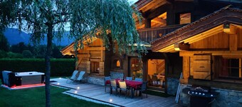 BRIGHT 4**** CHALET / HIGH STANDING, GREAT COMFORT / New outdoor SPA