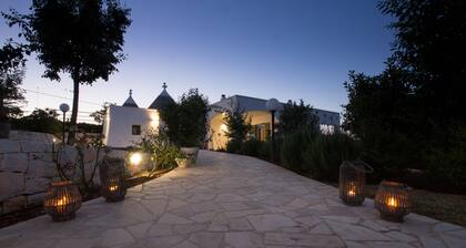 Trulli San Domenico with Private Pool, Veranda, in Valle d'Itria, by Hermione