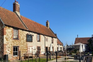 Exterior - Saltmarshes, Holme-next-the-Sea, Norfolk (Holme-next-the-Sea)
