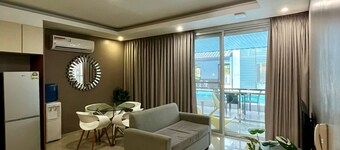 契克斯套房酒店