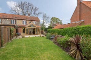 Exterior - Skimming Stones, Burnham Market, Norfolk (Fakenham)