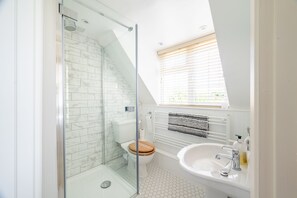Towels - Church Cottage, Thornham, Norfolk (Hunstanton)