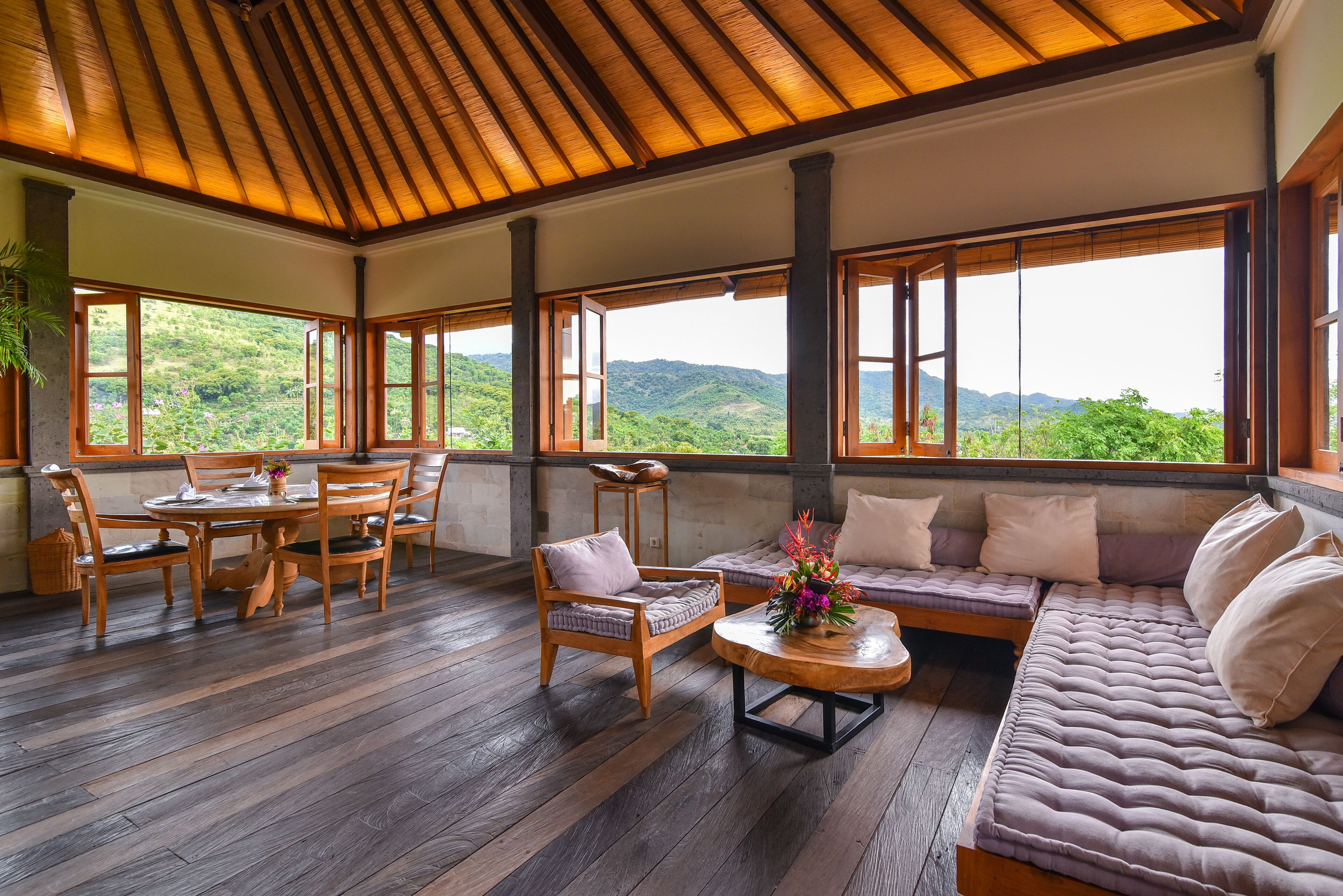 Large lounge