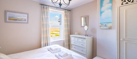 3 soverom, internettilgang og sengetøy