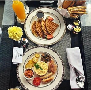 Daily continental breakfast (USD 25 per person)