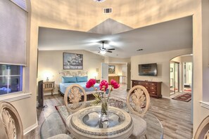 5 bedrooms, desk, iron/ironing board, free WiFi