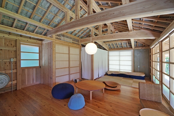 Private Vacation Home | 1 bedroom, free WiFi, bed sheets