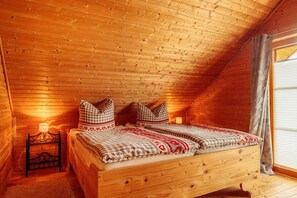 2 habitaciones, cuna de viaje, wifi gratis y ropa de cama 