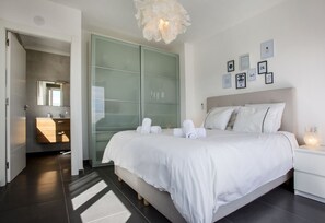 4 Schlafzimmer, Bügeleisen/Bügelbrett, kostenloses WLAN, Bettwäsche