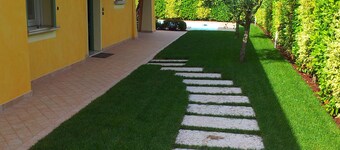 Villa with pool at 100 meters from the lake