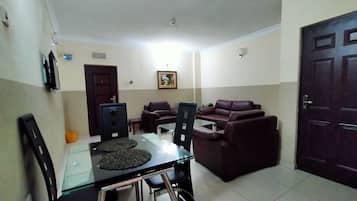 Superior Room | In-room dining