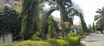Bahamas Hotels International